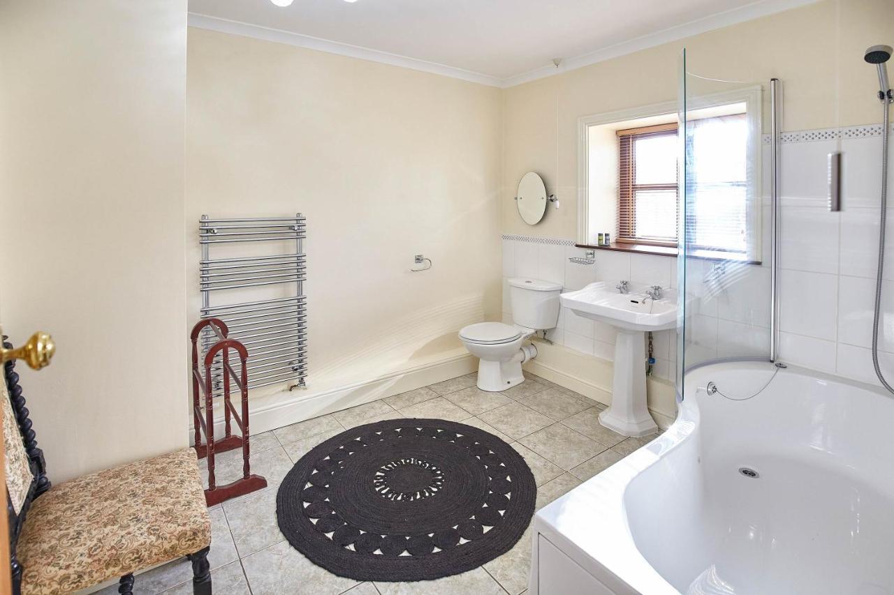 Host & Stay - The Arches Cottage Brotton Εξωτερικό φωτογραφία