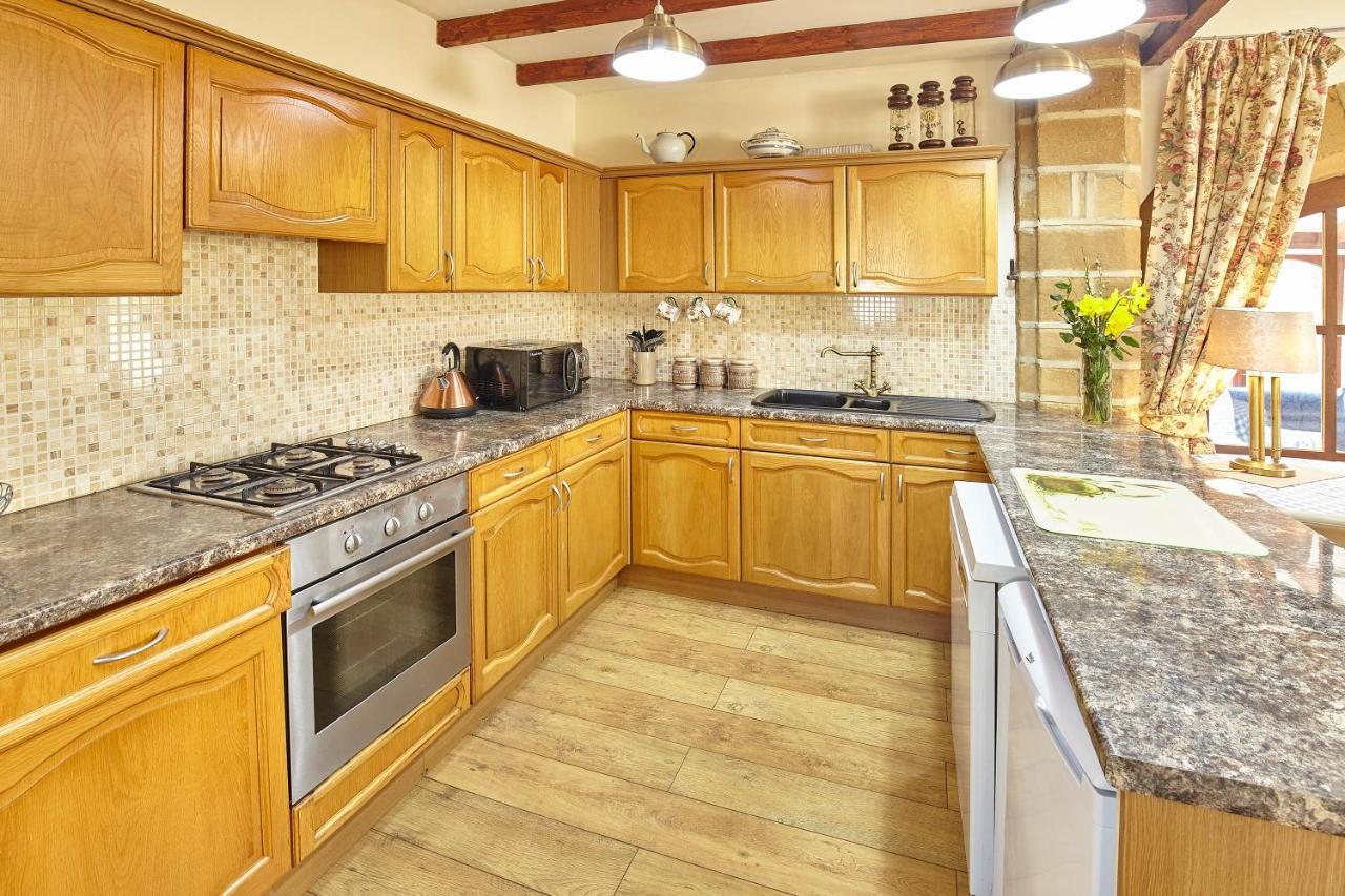 Host & Stay - The Arches Cottage Brotton Εξωτερικό φωτογραφία