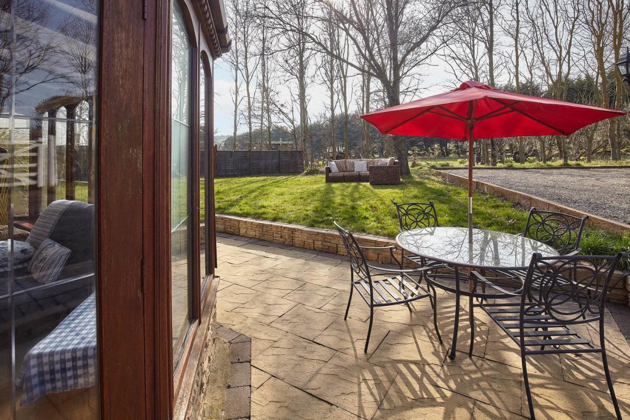 Host & Stay - The Arches Cottage Brotton Εξωτερικό φωτογραφία